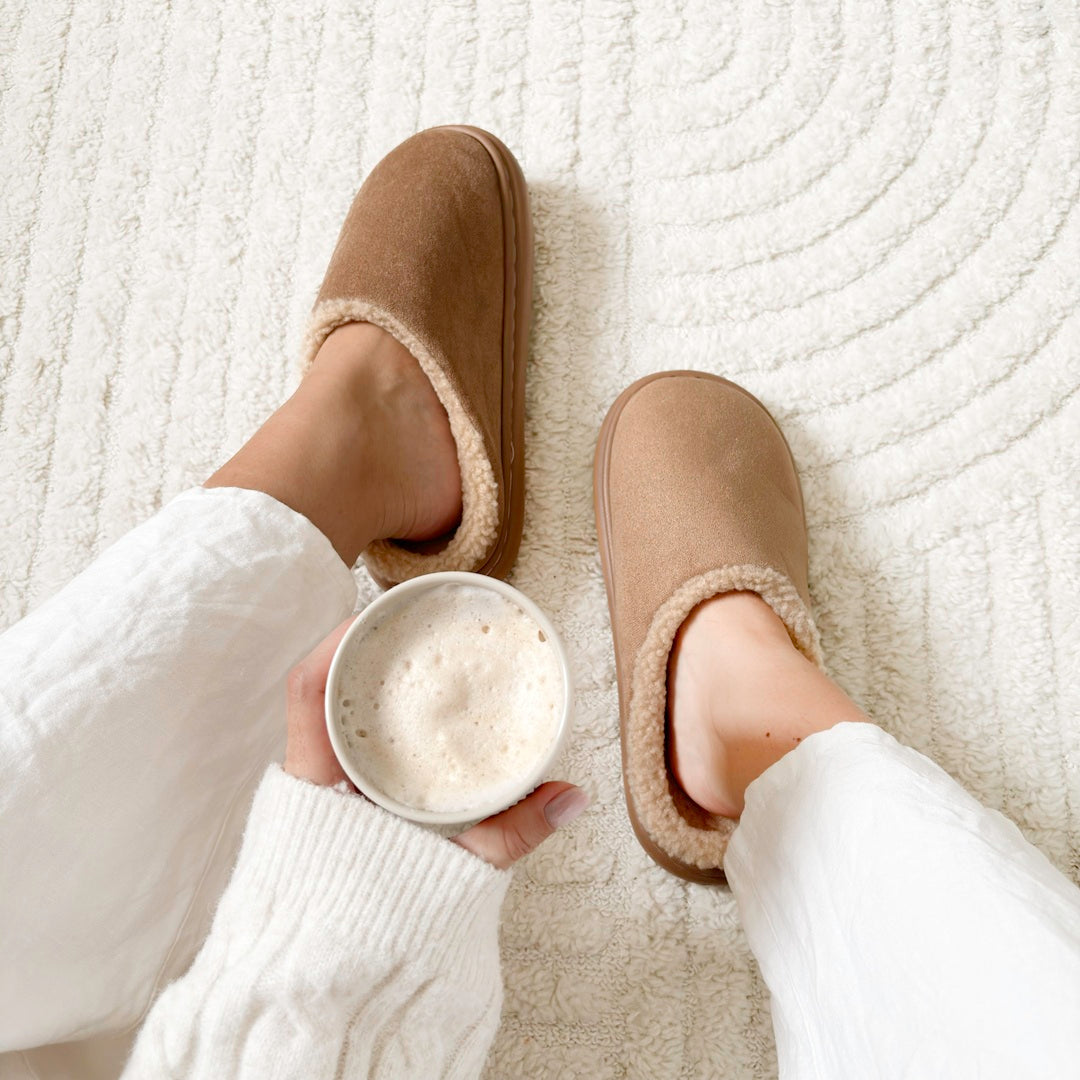 Josy Timeless Plush Slippers